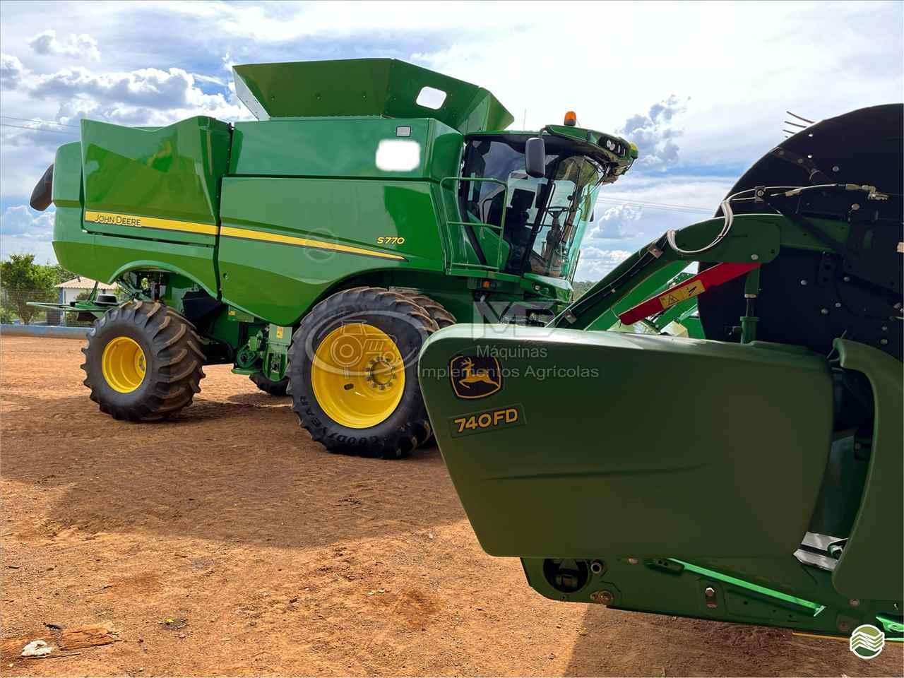 JOHN DEERE S770