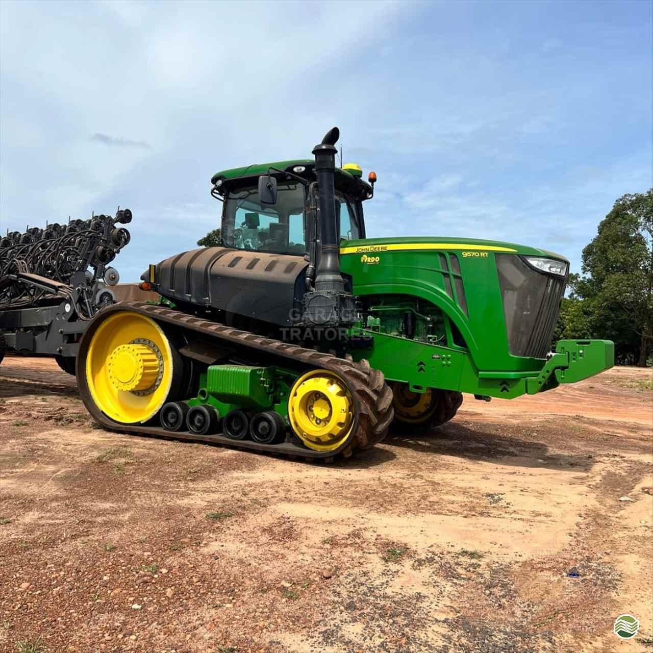 JOHN DEERE R