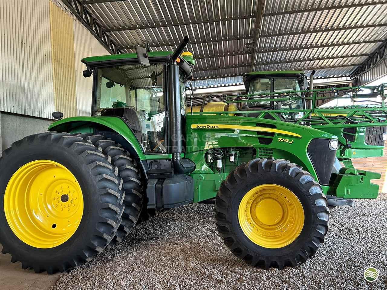 JOHN DEERE 7225