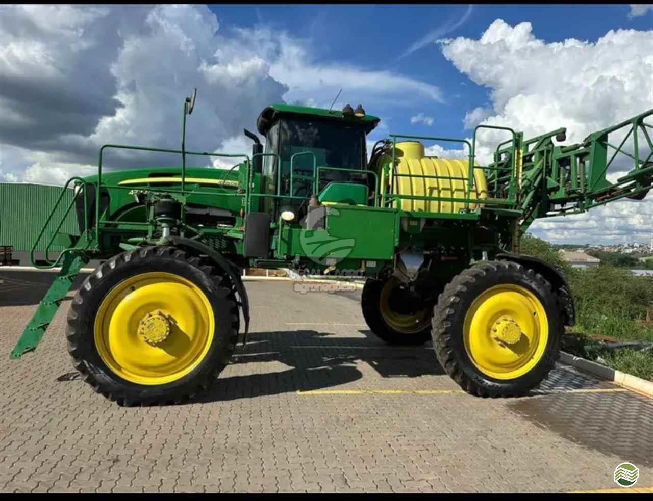 JOHN DEERE 4730