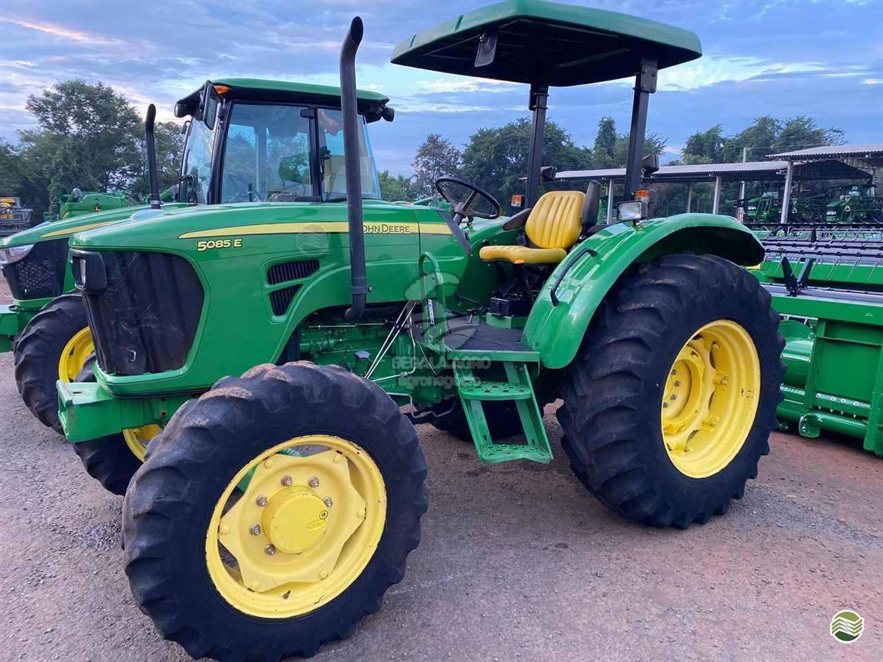 JOHN DEERE 5085