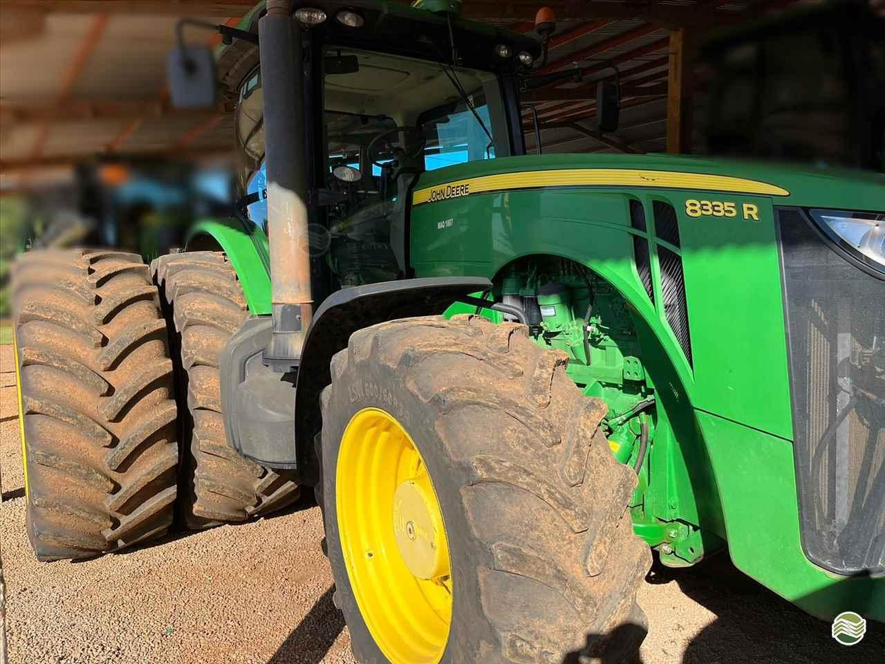 JOHN DEERE 8335