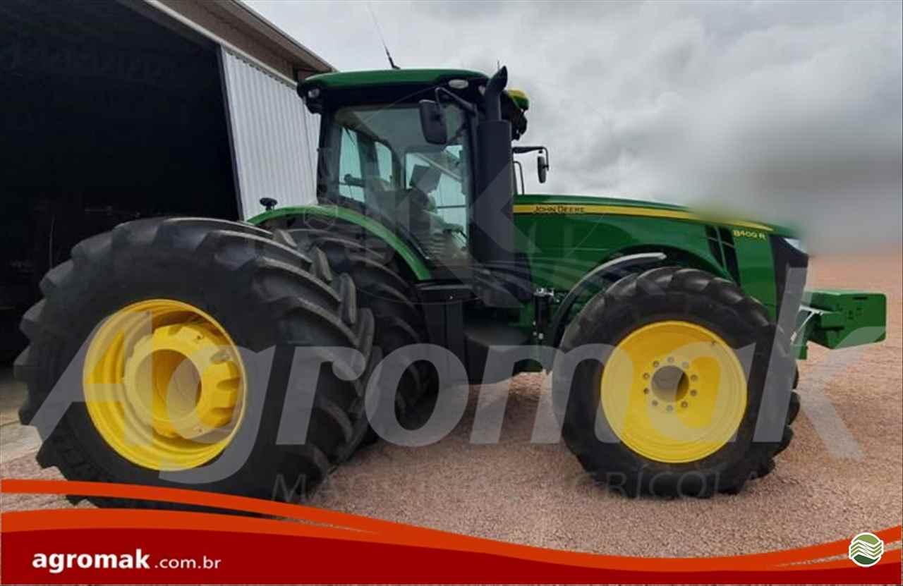 JOHN DEERE 8400