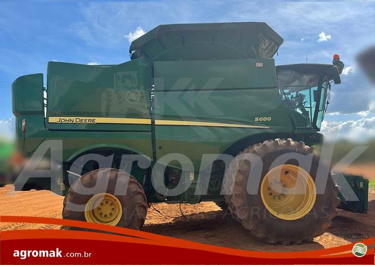 JOHN DEERE S680