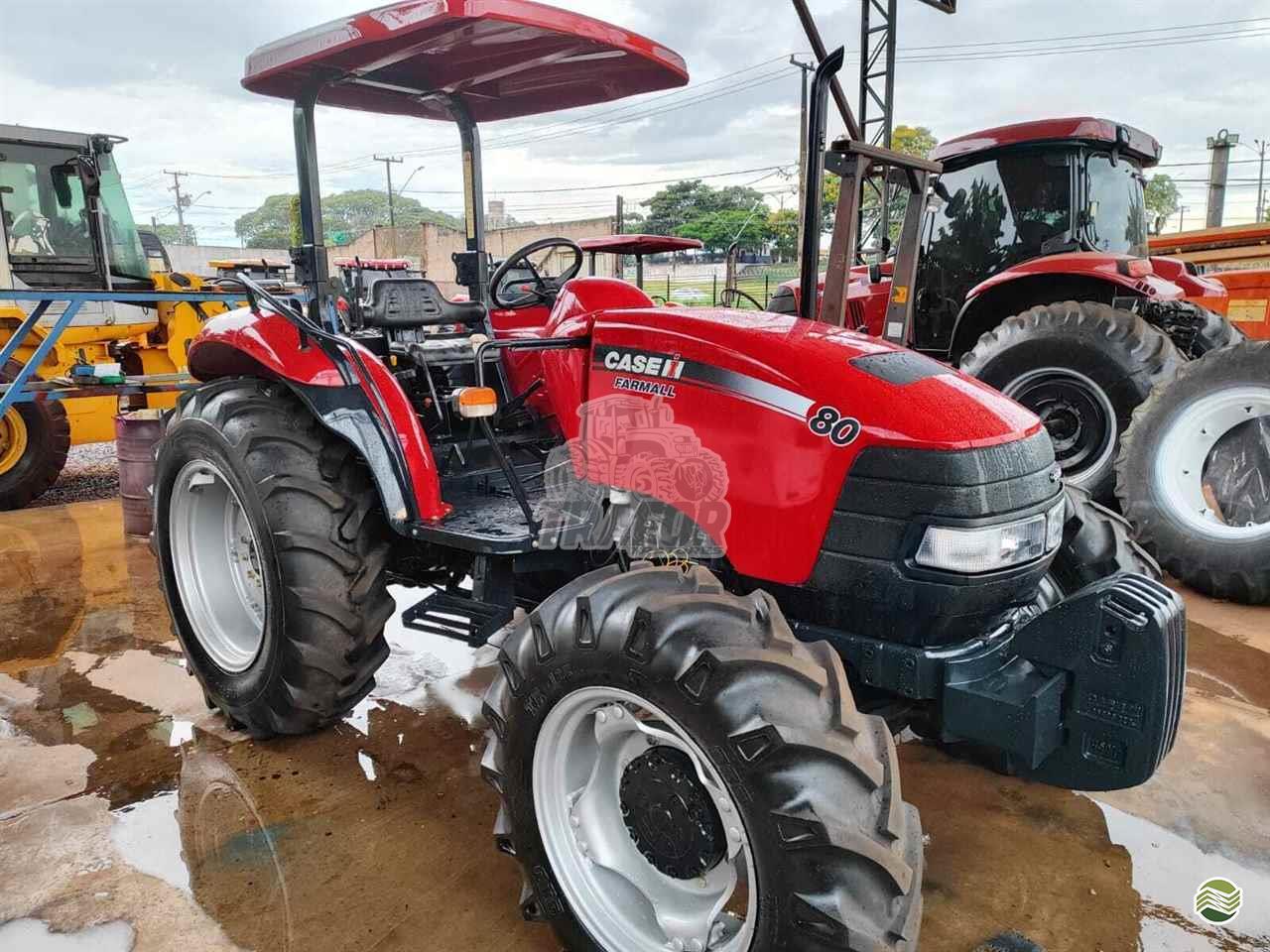 CASE Farmall 80