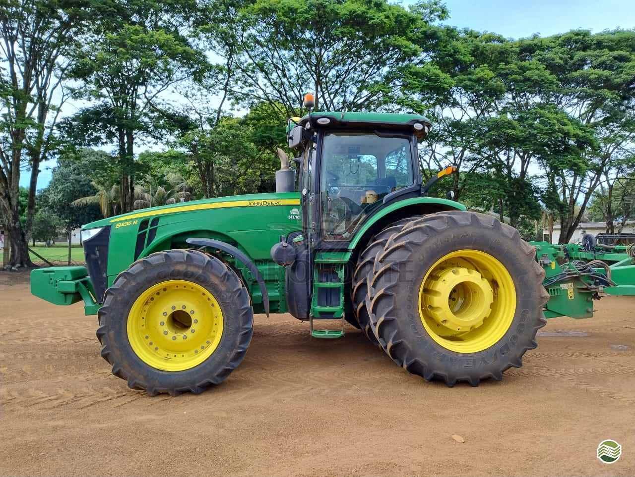 JOHN DEERE 8345