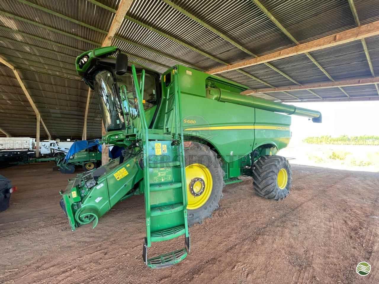 JOHN DEERE S680