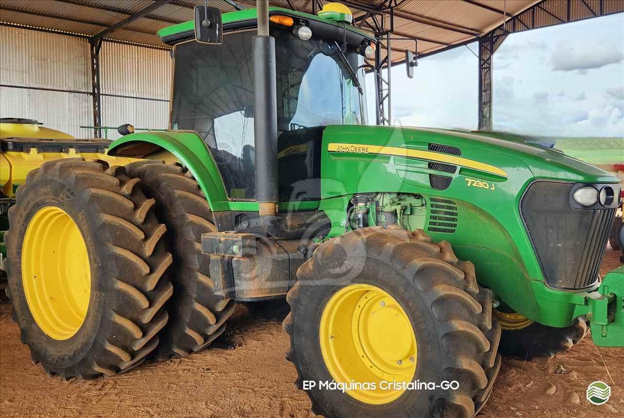 JOHN DEERE 7230