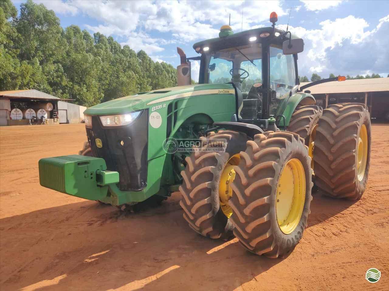 JOHN DEERE 8335