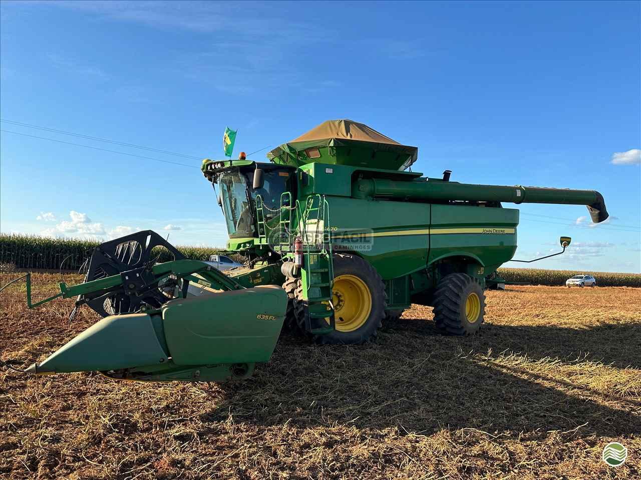 JOHN DEERE S670