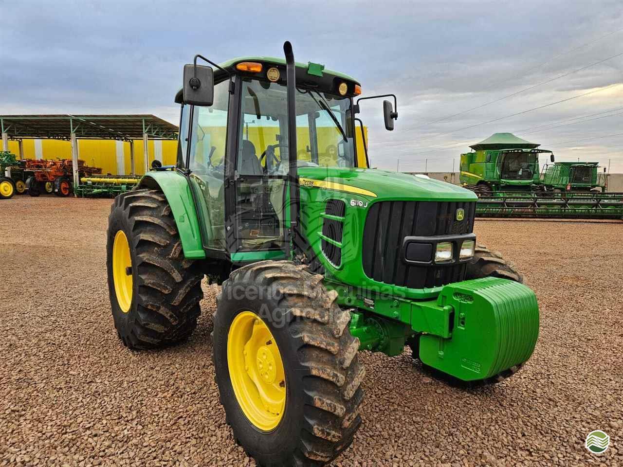 JOHN DEERE 6110