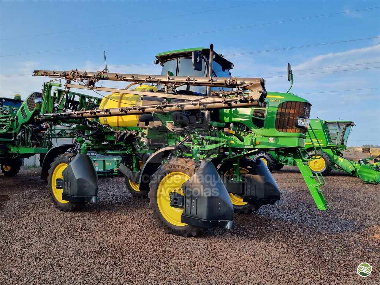 JOHN DEERE M4025