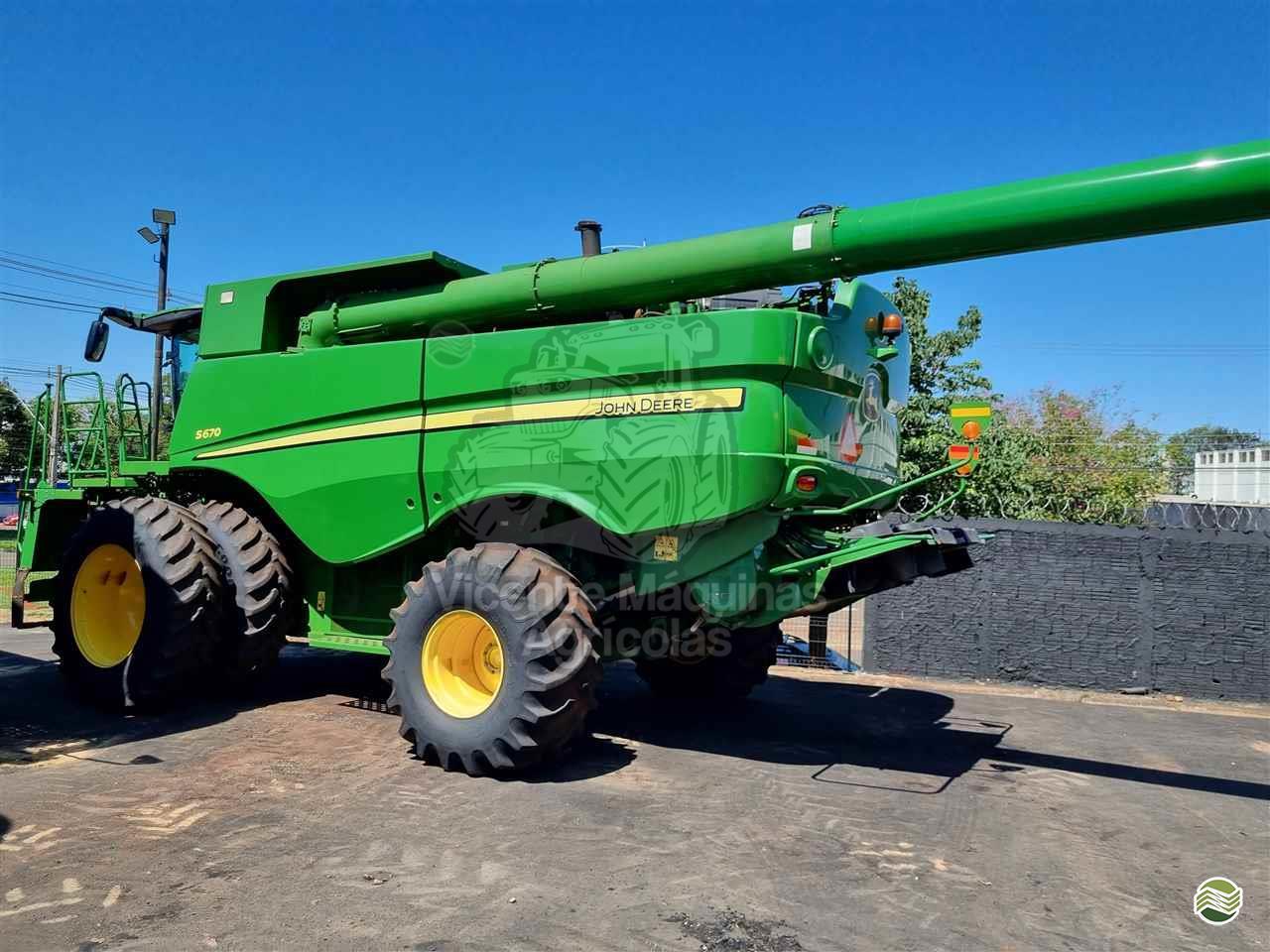 JOHN DEERE S670