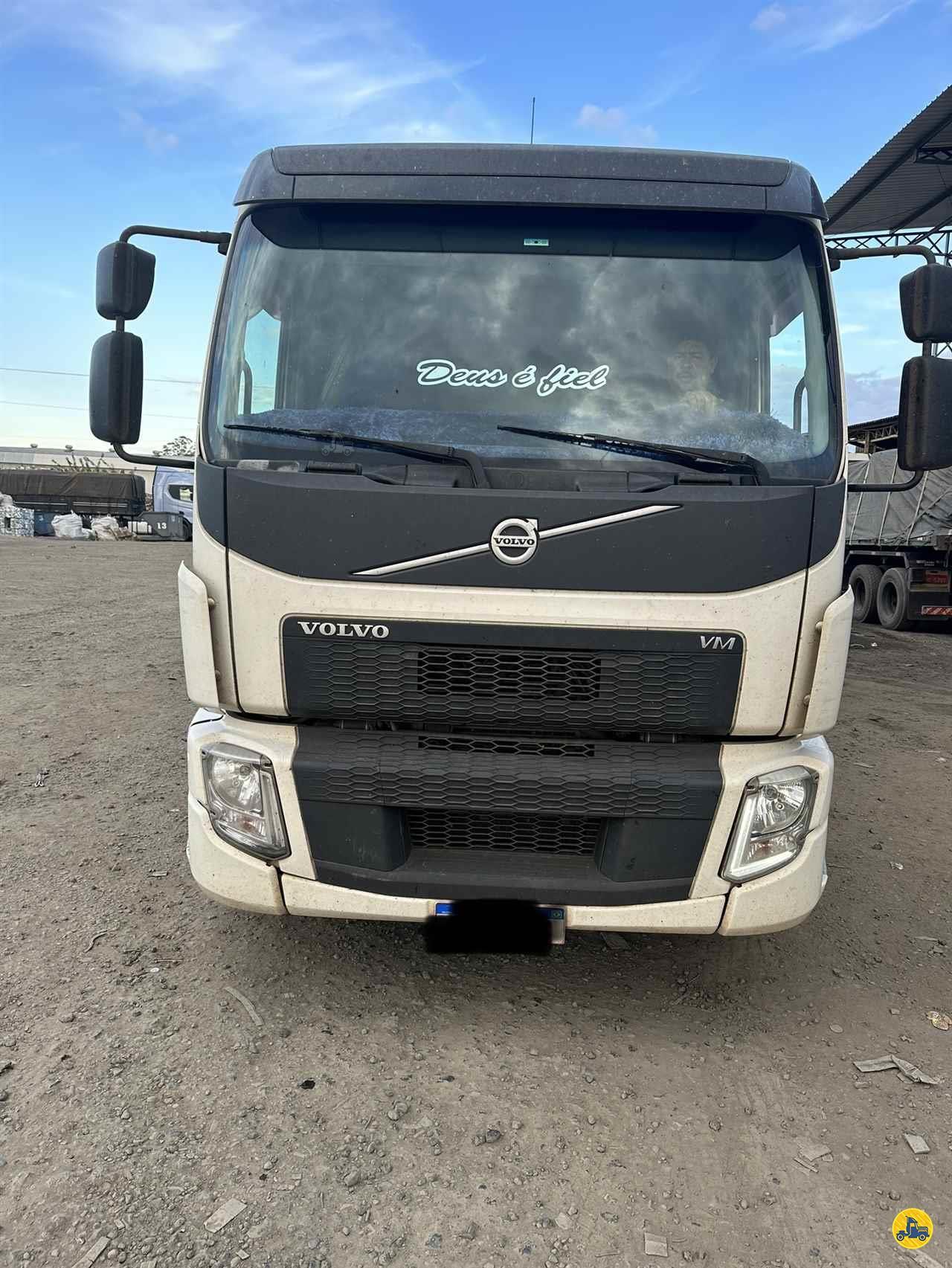 VOLVO VM 330