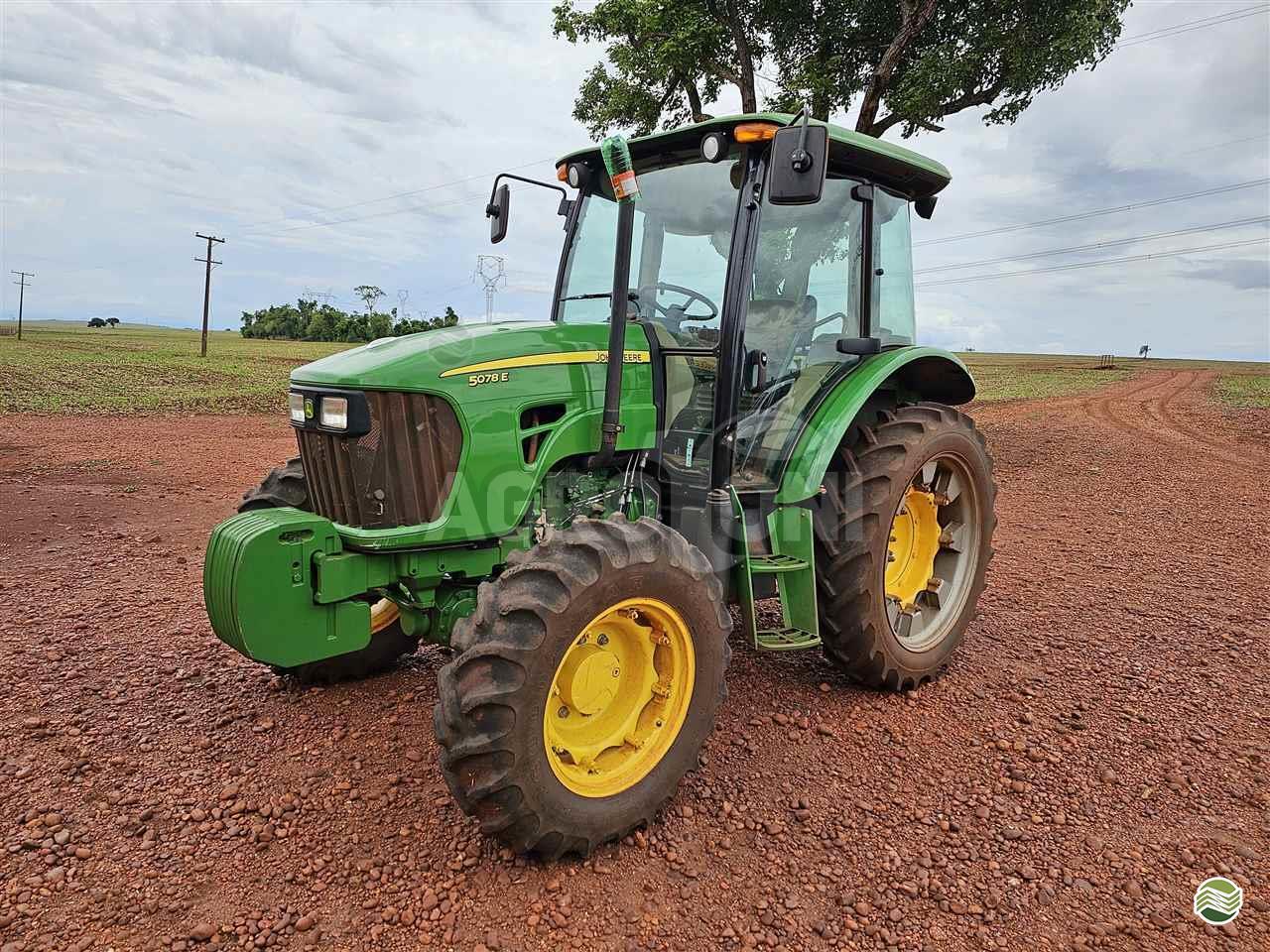 JOHN DEERE 5078E